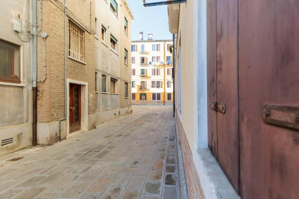 Casa Carla - Comodo Appartamento In Venice Cannaregio - 2 Camere Private Exterior foto